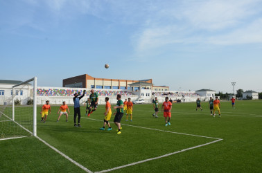 Saatlı rayonunda Ulu Öndər Heydər Əliyevin anadan olmasının 102 illiyinə həsr olunmuş futbol yarışının açılış mərasimi keçirildi.