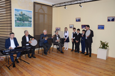 Saatlı rayonunda Ulu Öndər Heydər Əliyevin anadan olmasının 103 illiyinə həsr olunmuş sərgi təşkil edilib