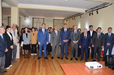 Saatlı rayonunda Ulu Öndər Heydər Əliyevin anadan olmasının 102 illiyi ilə bağlı sərgi təşkil olunub.
