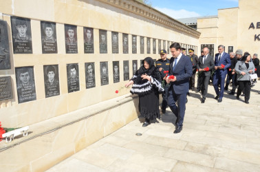 31 Mart – Azərbaycanlıların Soyqırımı Günü ilə əlaqədar Saatlı rayonunda Şəhidlər Abidə-Xatirə Kompleksi ziyarət olundu