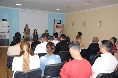 15 May-Beynəlxalq Ailə Günü ərəfəsində Saatlı rayonunda milli-mənəvi dəyərlər və ailə dəyərləri mövzusunda tədbir keçirilb